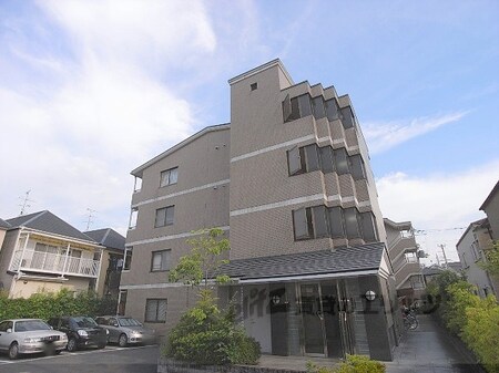 アドミラブール長岡京外観写真