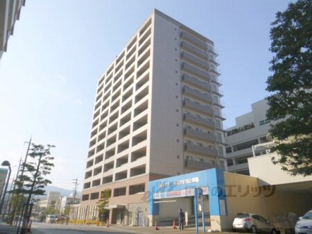 アークメゾン長岡京外観写真