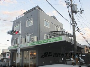 BEEとすてきな仲間たち外観写真