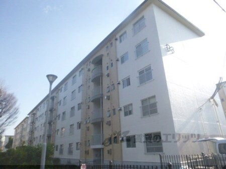 竹の台団地D3棟101号室外観写真