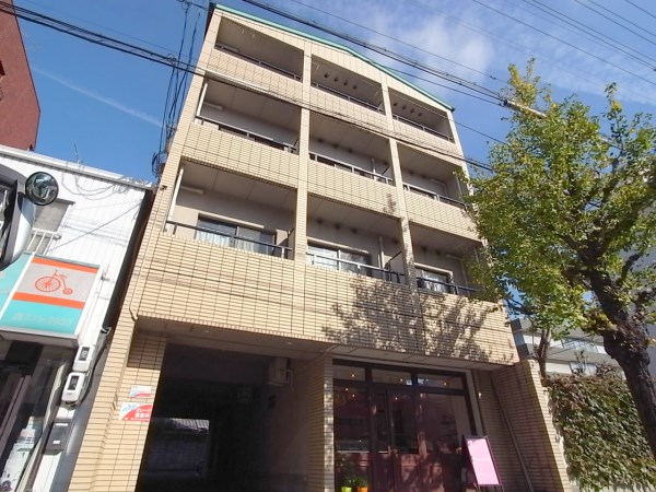 シャルマン岡崎