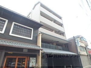 リーガル京都烏丸東201外観写真