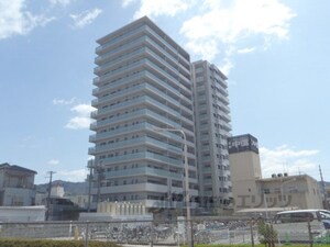 ブランズ六地蔵ユニハイム1409号室外観写真