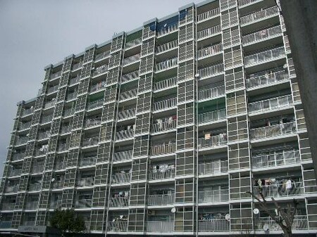 ロフティUSA外観写真