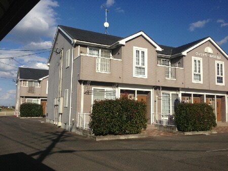 ヴィクトワール四日市Ａ・Ｂ・Ｃ外観写真