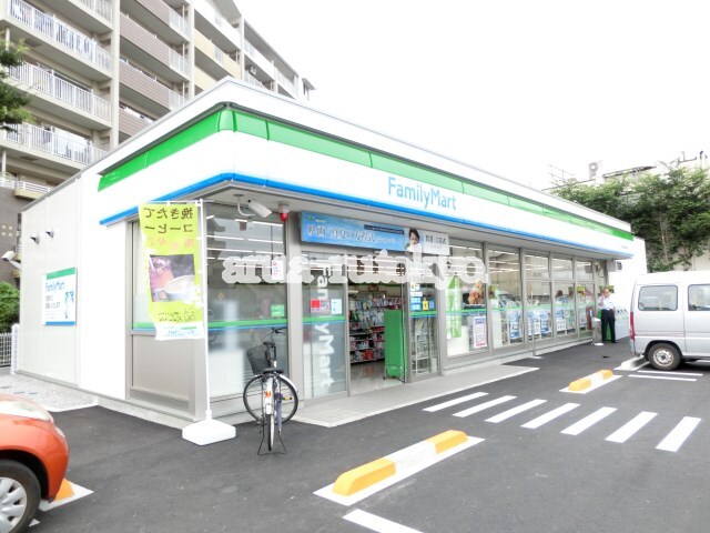 ファミリーマート牟礼5丁目店