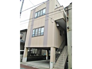 ハイツＳＨＩＲＡＫＡＷＡ外観写真