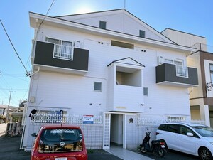 ホワイトパレス下小出外観写真
