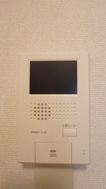 物件内観写真11　(安心のモニター付ドアホンです！)