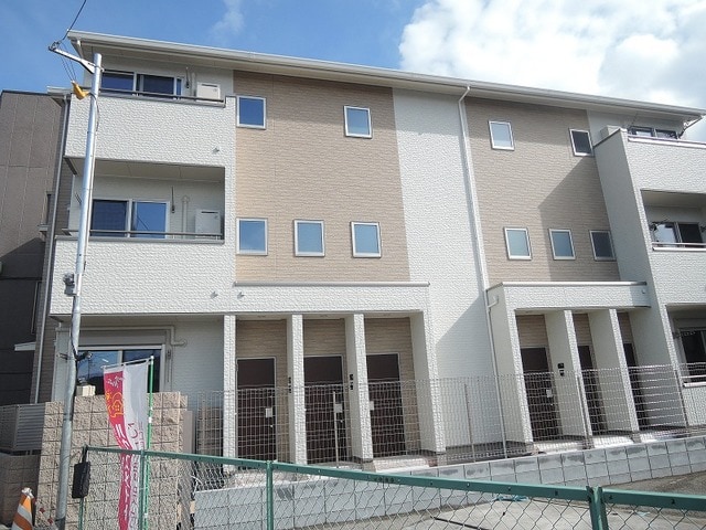 物件外観写真1　(外観★)