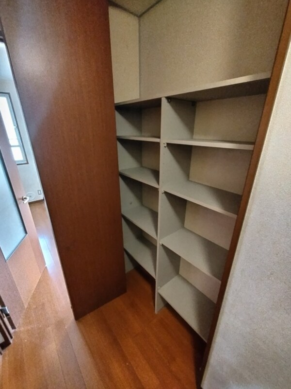 収納(★容量たっぷりの奥行ある収納★※別室参考写真)