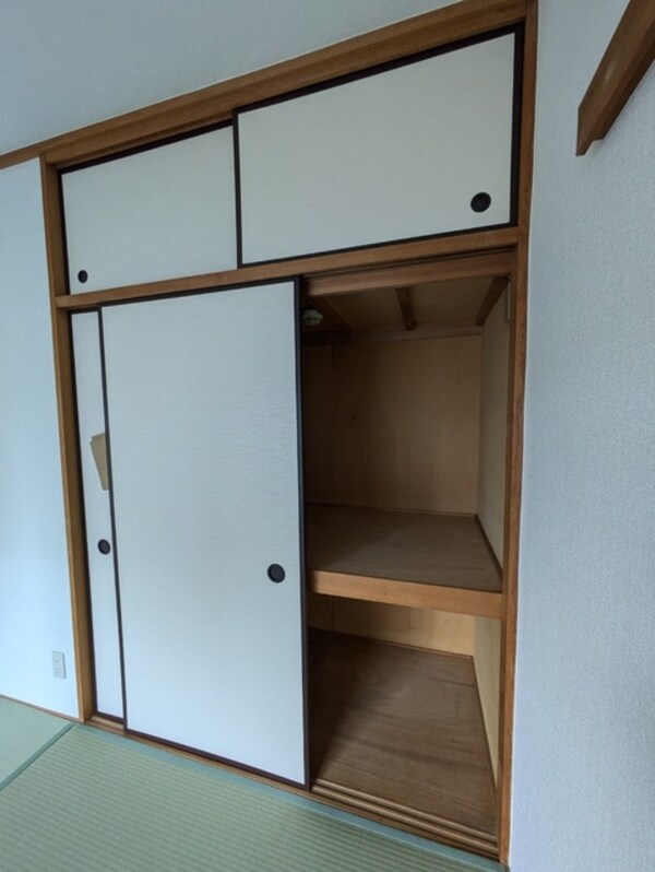 収納(和室には押し入れあり♪)
