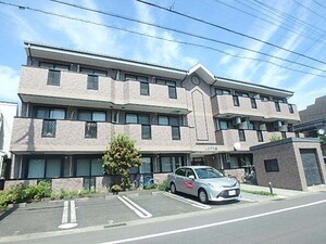 レジアス館外観写真