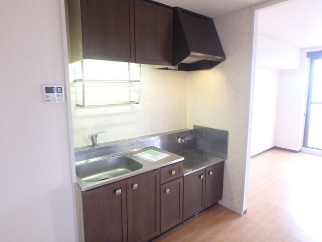 物件内観写真8　(【別室参考写真】キッチンです)