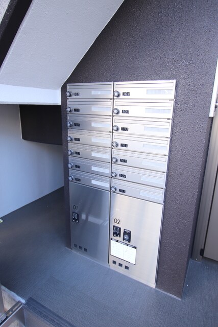 物件外観写真4　(ポスト・宅配ＢＯＸ★)