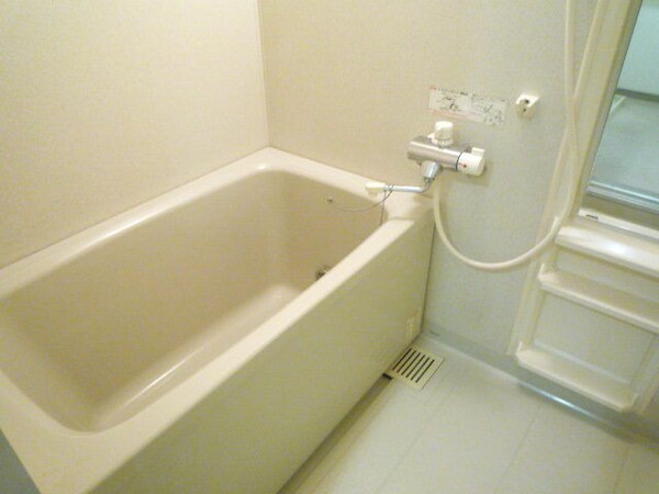 バス／シャワールーム等(【別室参考写真】追焚き給湯付き)