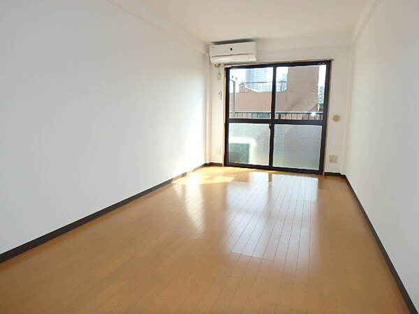 居室(南向き7.2帖の洋室♪※同タイプ別部屋参考写真)