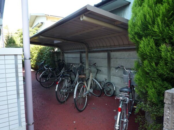 共用設備(駐輪場)
