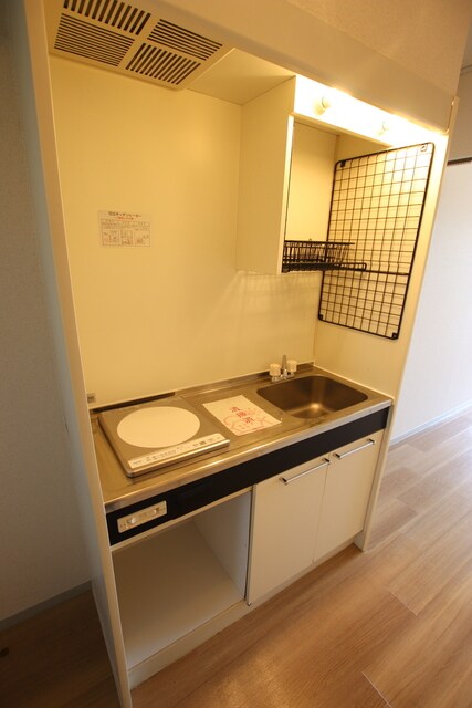 物件内観写真8　(キッチンスペース♪)