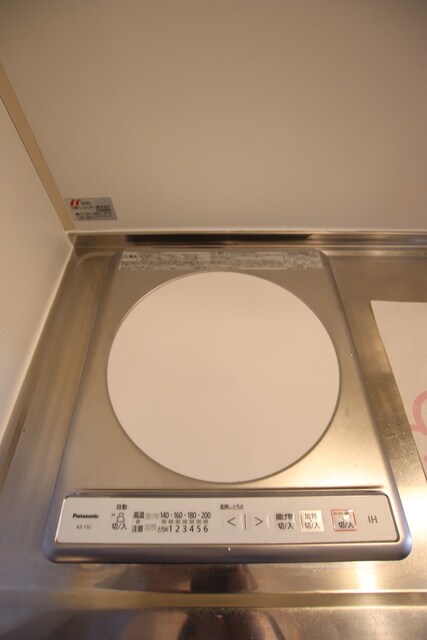 物件内観写真20　(お掃除がしやすいIHコンロ1口付♪)