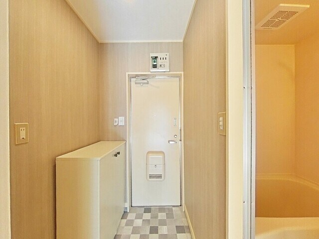 物件内観写真9　(★すっきりとした玄関スペース★)