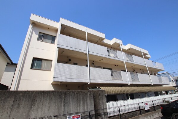 外観(鉄筋コンクリート造マンション！)