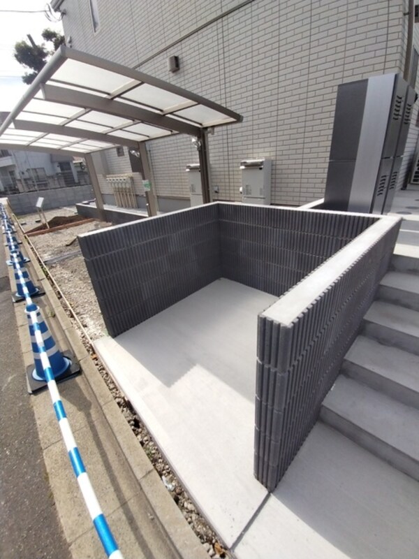 共用設備(ゴミ捨て場)