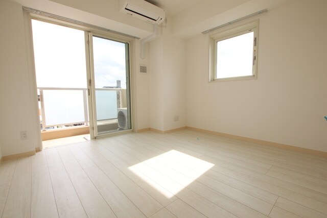 大同エクリューズのリビング(★エアコン付きの居室)