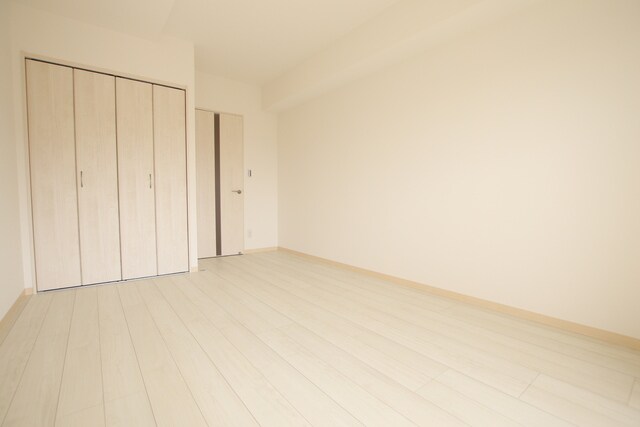 物件内観写真12　(★居室)