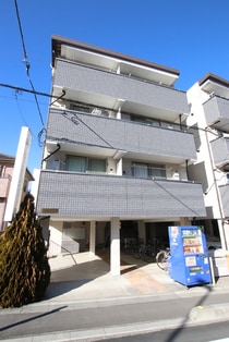 埼京線・川越線 北与野駅 4階建 築10年の外観写真