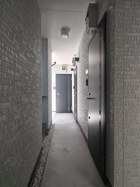 物件外観写真8　(共用廊下)