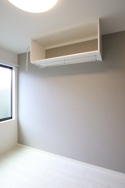 物件内観写真32　(収納スペース)