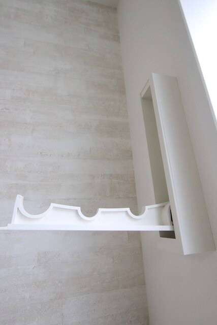 物件内観写真10　(室内物干し)