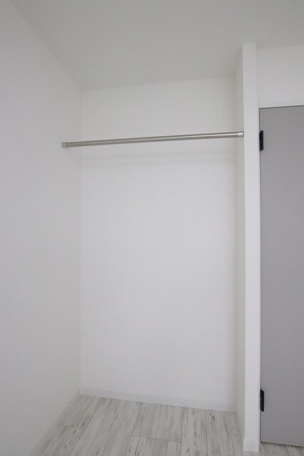 物件内観写真12　(収納スペース)