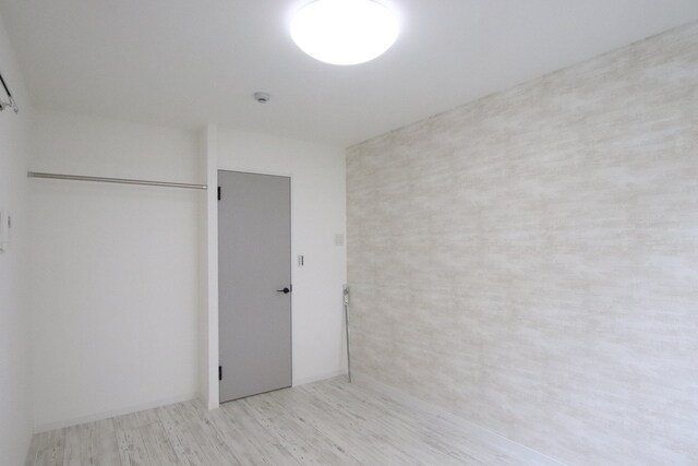 物件内観写真17　(洋室6.7帖)