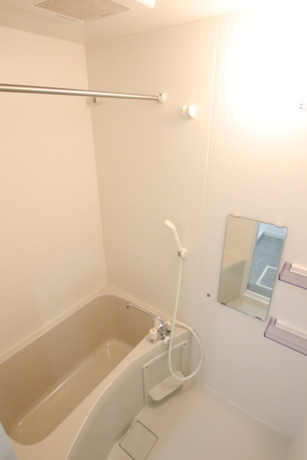 バス／シャワールーム等(浴室　浴室乾燥機付き)