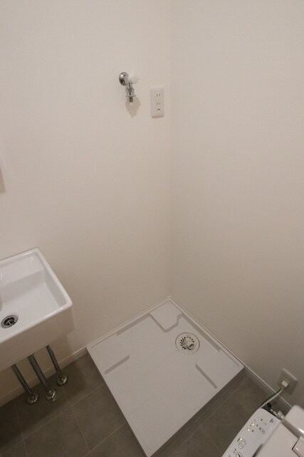 物件内観写真30　(洗濯機置き場)