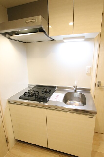 物件内観写真18　(2口ガスコンロ付きキッチン)