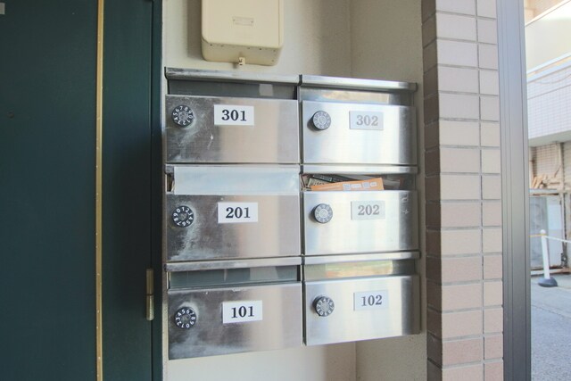 物件外観写真4　(集合ポスト)