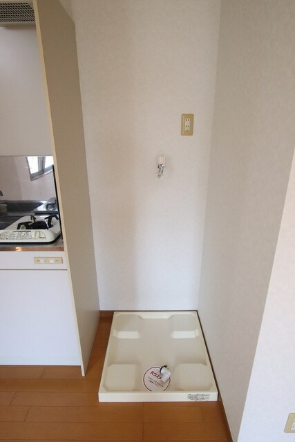 物件内観写真24　(洗濯機置き場)