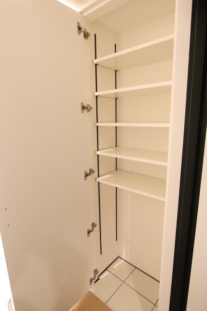 物件内観写真15　(玄関　下駄箱)