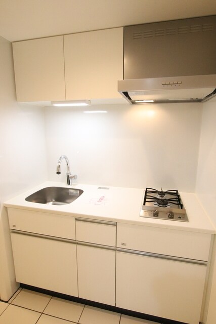 物件内観写真18　(2口ガスコンロ付きキッチン)