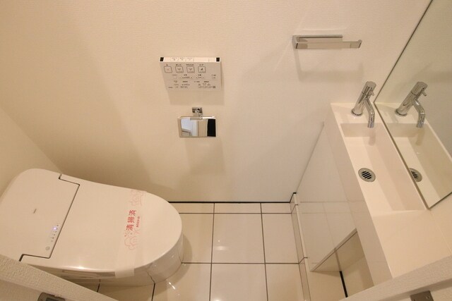 物件内観写真23　(トイレスペース)