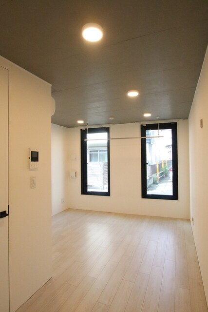 物件内観写真28　(洋室7.5帖)