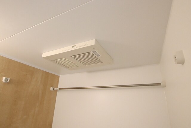 物件内観写真31　(★別室参考写真です。浴室乾燥機付き)