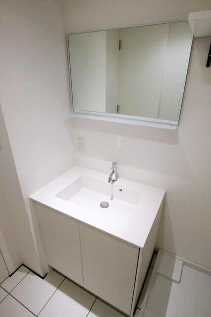 物件内観写真31　(洗面化粧台)