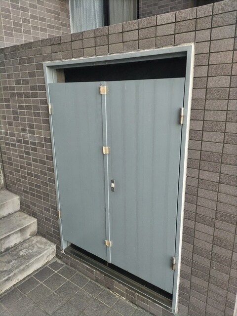 物件外観写真6　(ゴミ置き場)