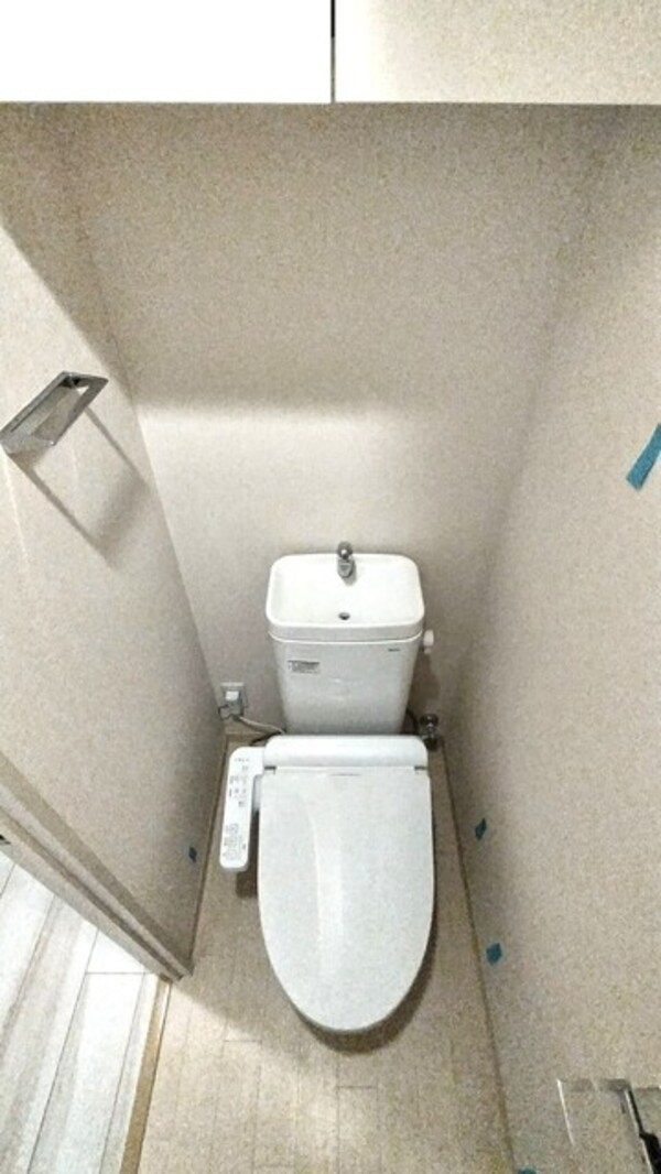 トイレ(洗浄便座付きのトイレ♪※クリーニング前写真となります。)