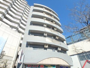 プレステ?外観写真