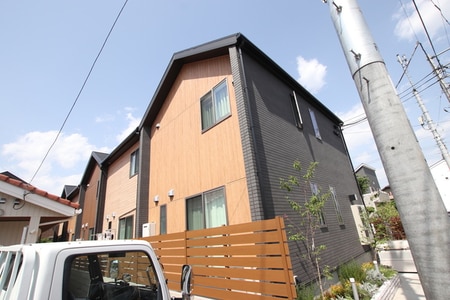 ＲＡＤＨＵＳ　ＫＡＥＤＥ外観写真